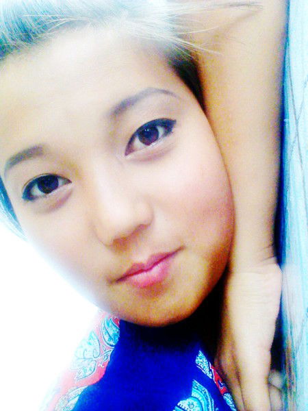 Назюш Ашымова