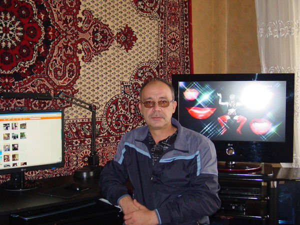 Алишер Курбанов