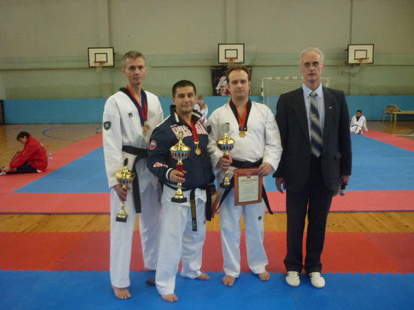 Владимир Сафаров