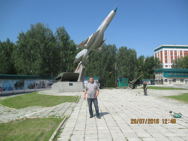 Денис Зинченко