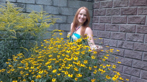 Екатерина @->>