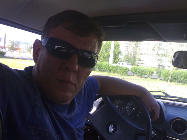 Андрей Колесников