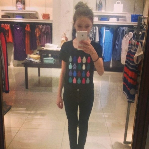 Аня Оксимиронова