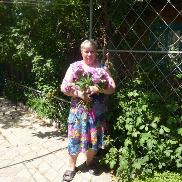 Людмила Шарова