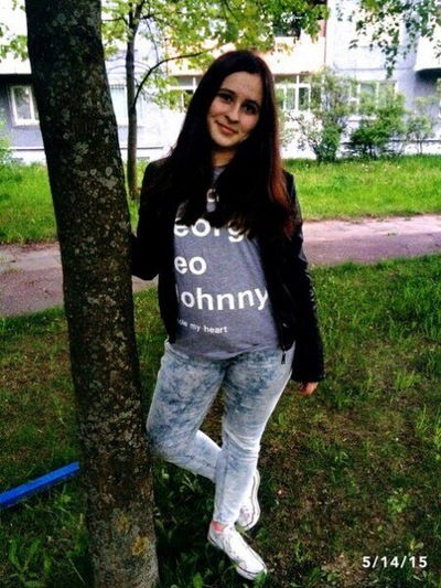 Настя Царюк