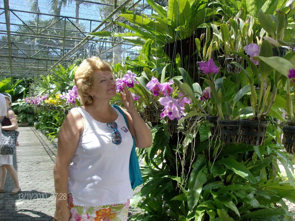 Наталья Серова