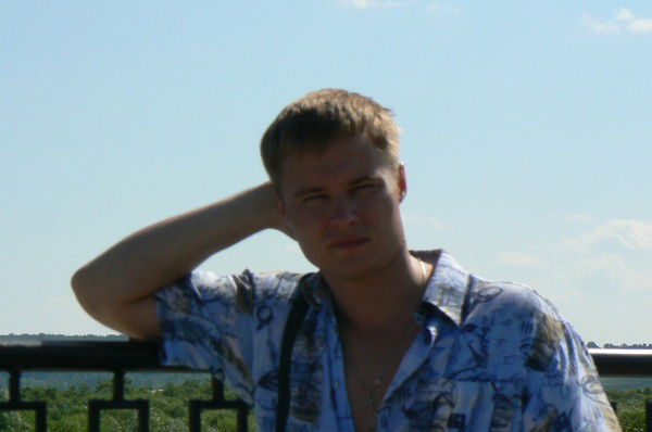 Александр Волков