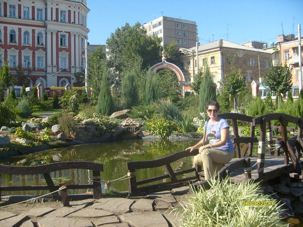 Жупар Абеуова