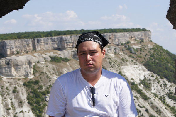 Александр Захаров