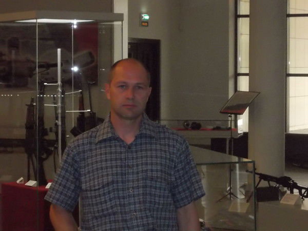 Неизвестно Неизвестно