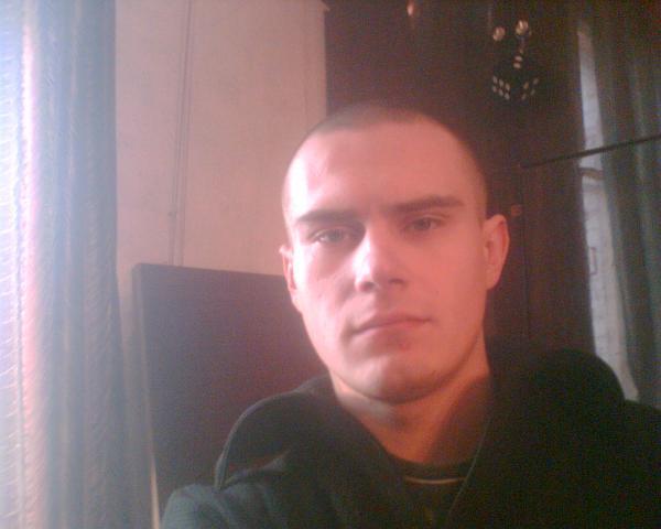 Саша Иванов