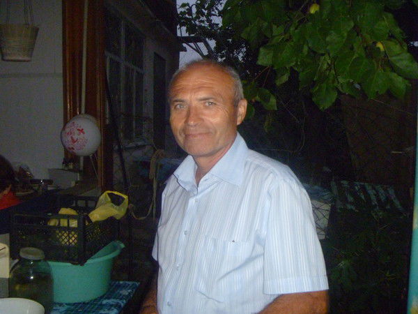 Неизвестно Неизвестно