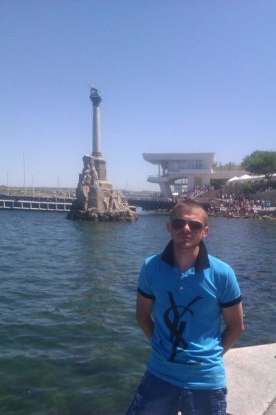 Витя Деньга