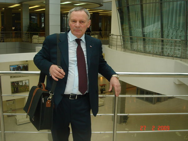 Илья Сурдин