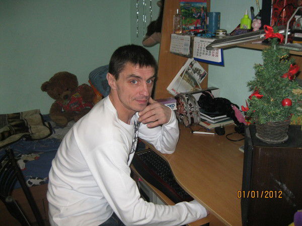 Олег Лозовик