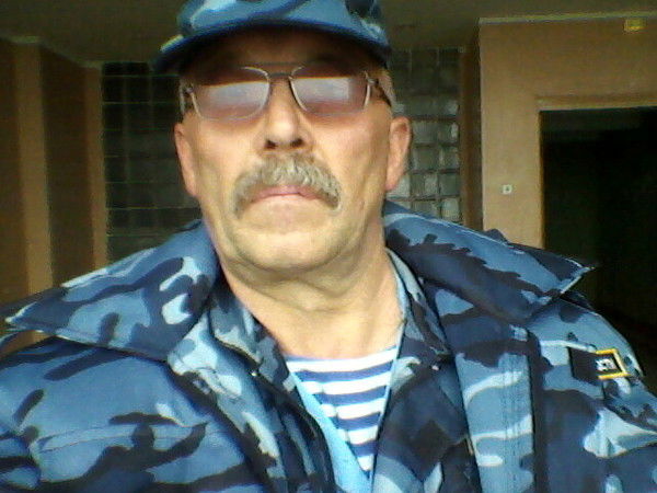 Михаил Иванов