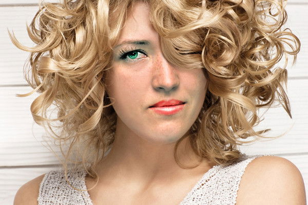 Маша Попова