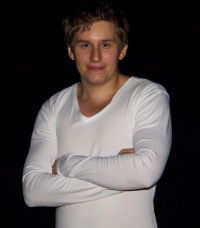 Сергей Антонов