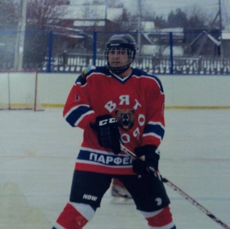 Роман Большаков