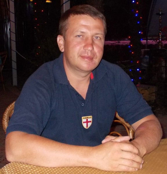 Виктор Попов