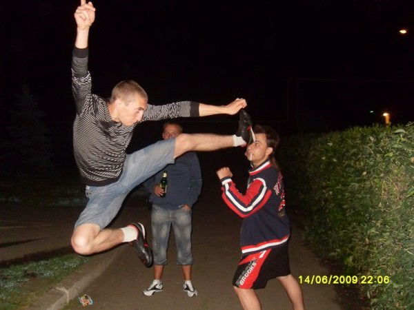 Неизвестно Неизвестно