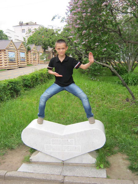 Паша Александров