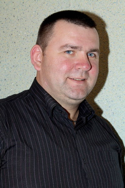 Владимир Комзолов