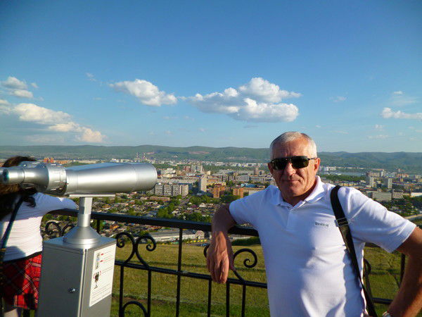 Геннадий Хохлов