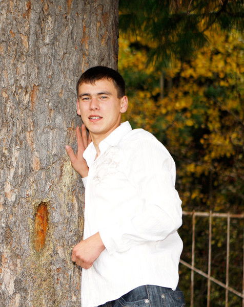 Василий Изотов