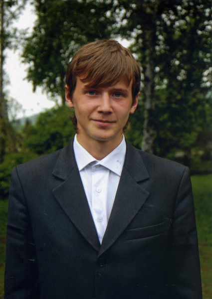 Антон Плотников