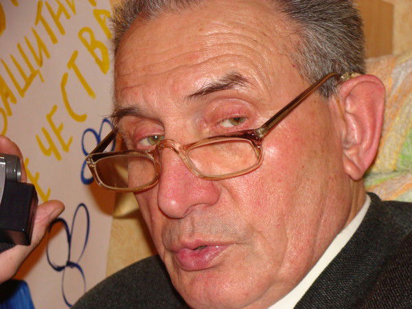 Леонтий Олейник