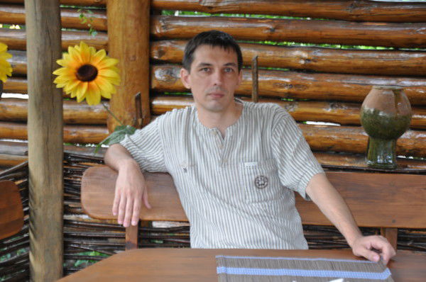 Александр Токарь