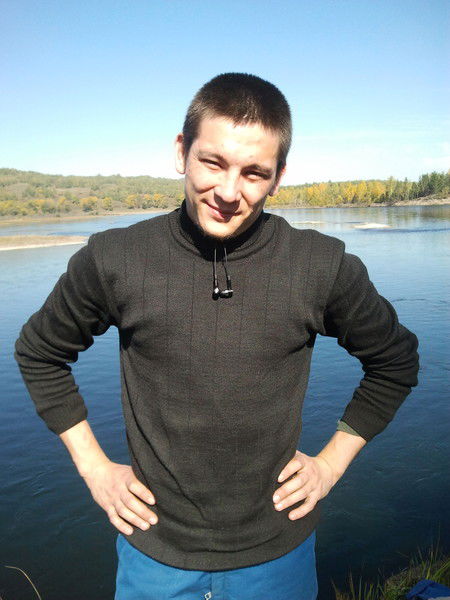 Антон Медведев