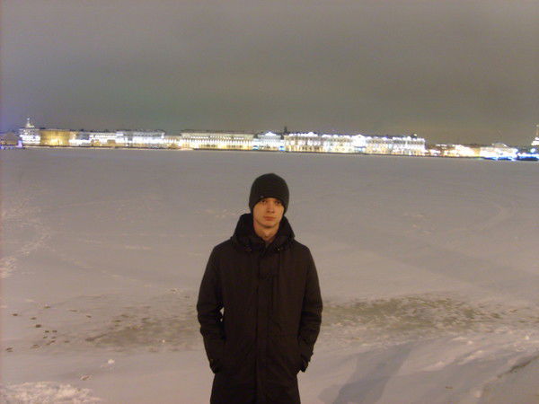 Артем Анисимов