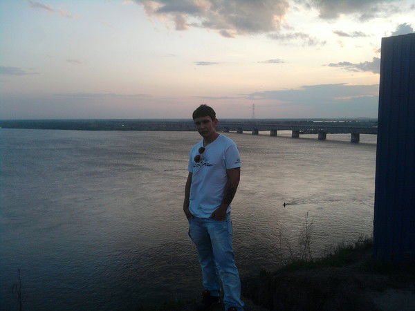 Денис Титов