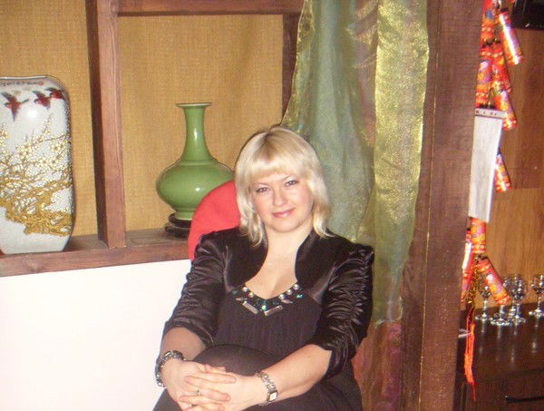 Анна Сухомлинова