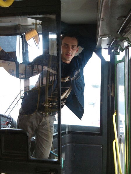 Николай Комраков