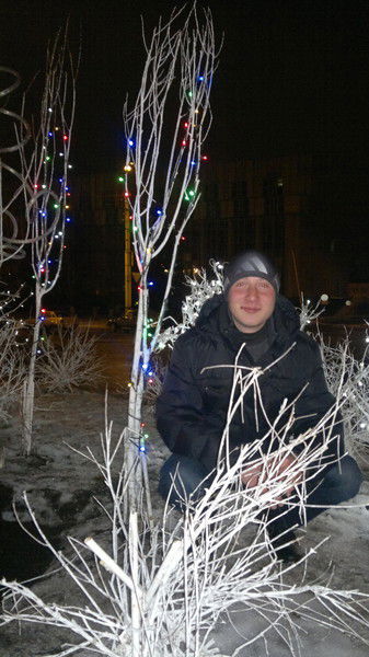 Роман Попов