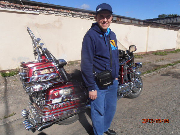 Александр Коновалов