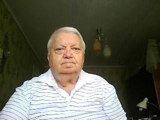 Илья Нестеренко