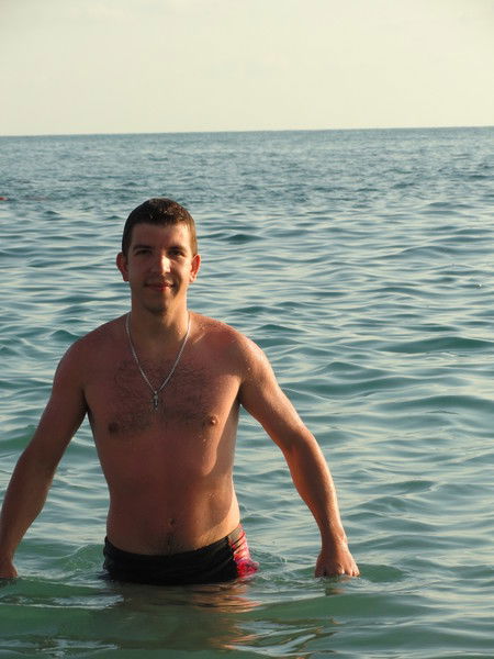 Андрей Волков