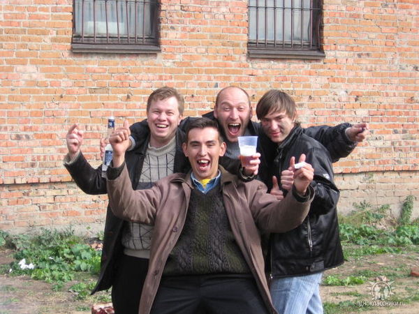 Александр Литвинов