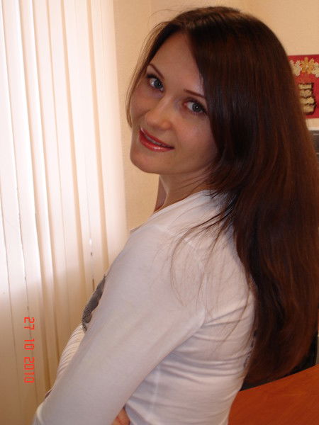 Анна Ханова