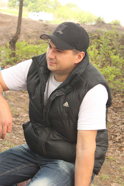 Виталий Отцов