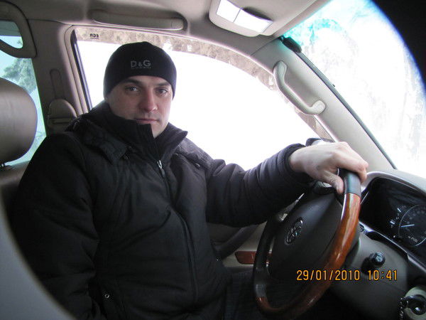 Александр Плотников