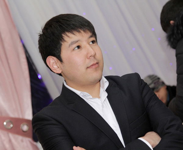 Медер Суюнов