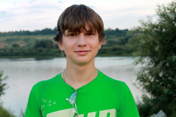 Андрей Староверов