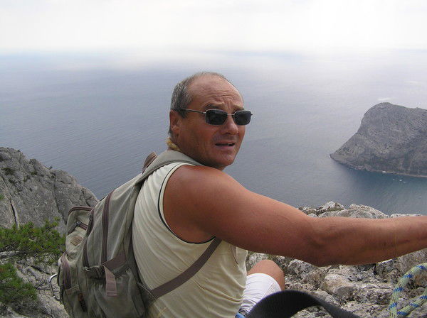 Виталий Скорик