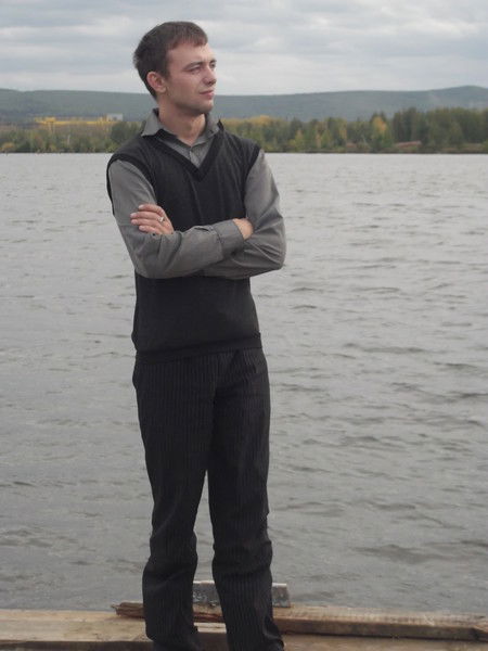 Антон Абакумов