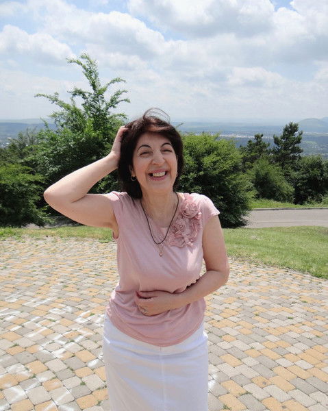 Людмила Каприелова